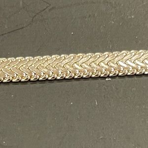 NAPIER Silver Tone Flat Weave Link Chain Slinky Vintage Bracelet